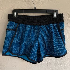 Lululemon Tracker Shorts Size 10
